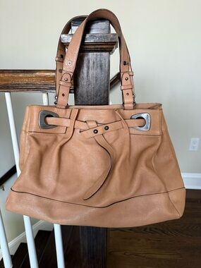 Max Mara Billy M Stan Leather Shoulder Bag